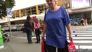 Huge boobs blonde granny pleases young stranger